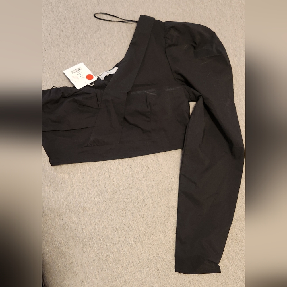 Zara Black Asymmetrical Crop Top